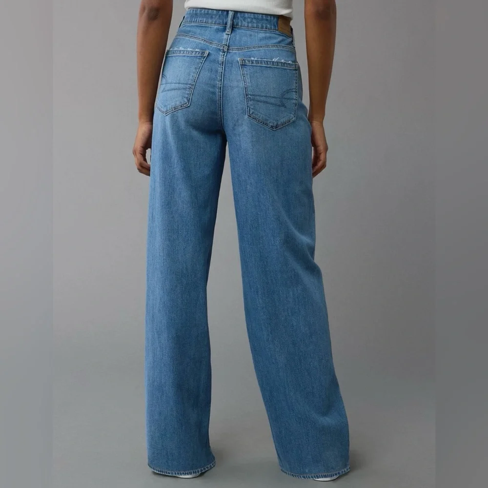 American Eagle Outfitters Blue Flare Jeans - Picture 2 of 9